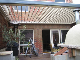 Stratco outback sunroof